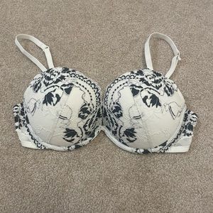 LaSenza bra (32D)